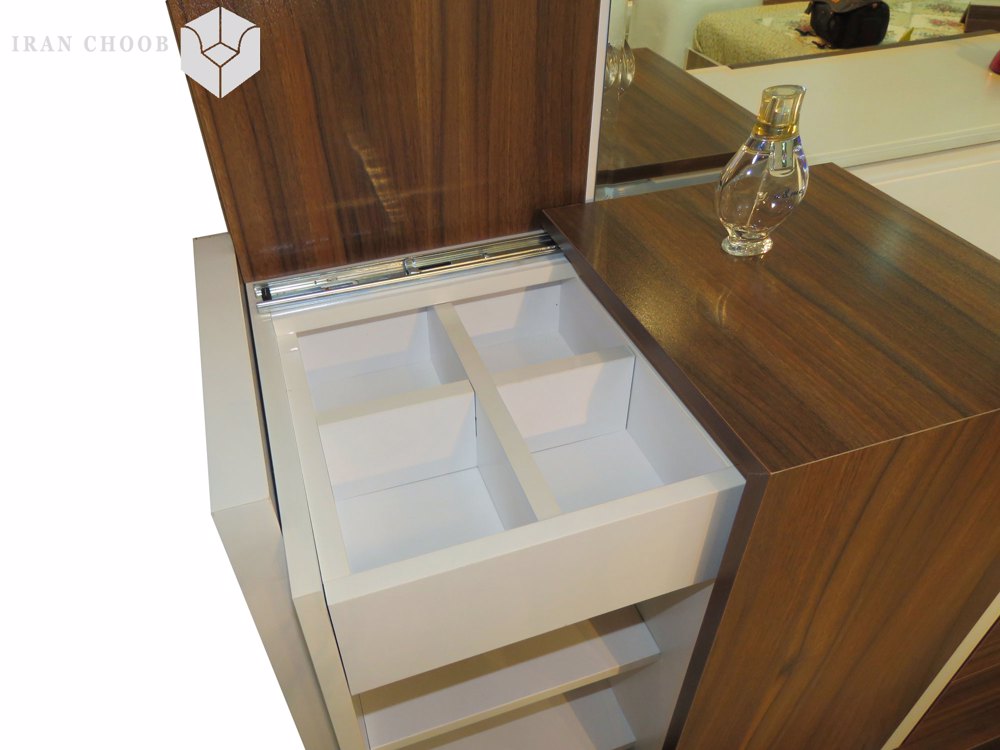 دراور و قاب آینه سرویس خواب ونوس  3