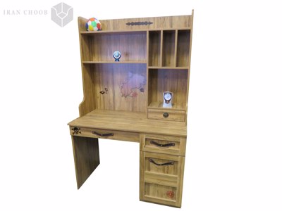 میز تحریر کودک دزد دریائی