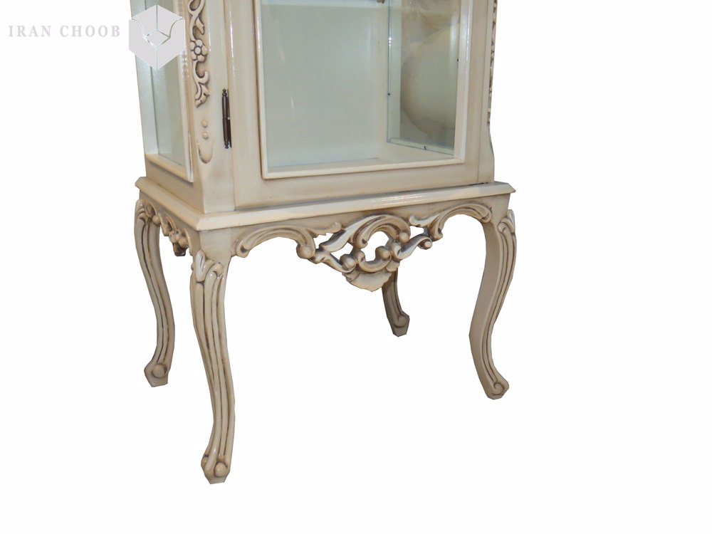 ویترین تایتان  2