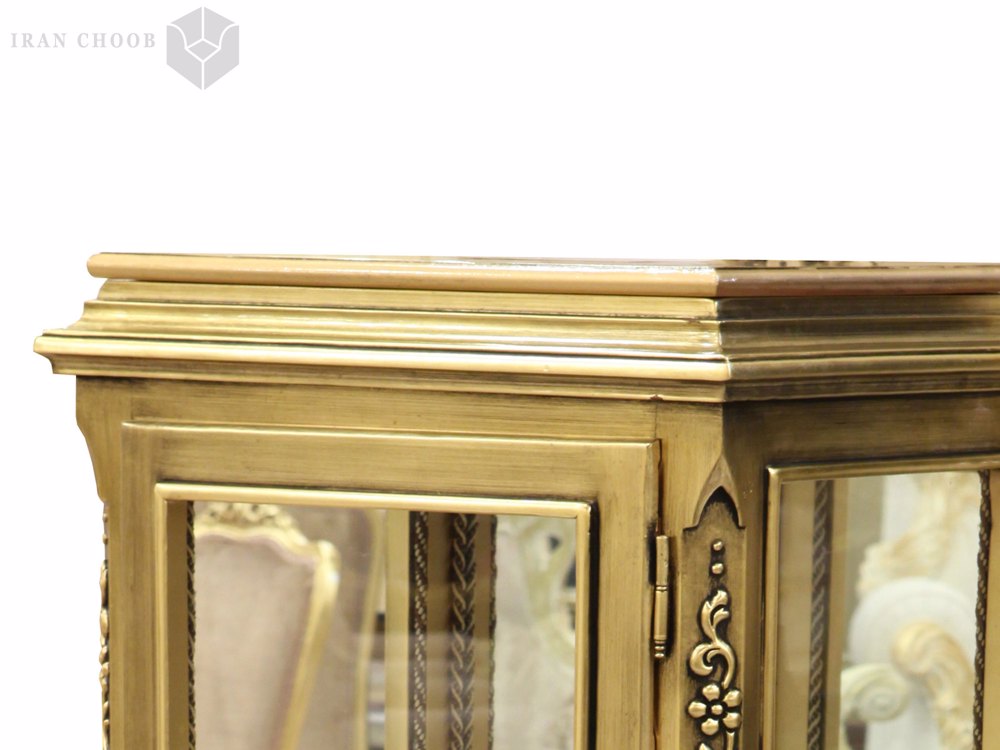 ویترین تایتان  2